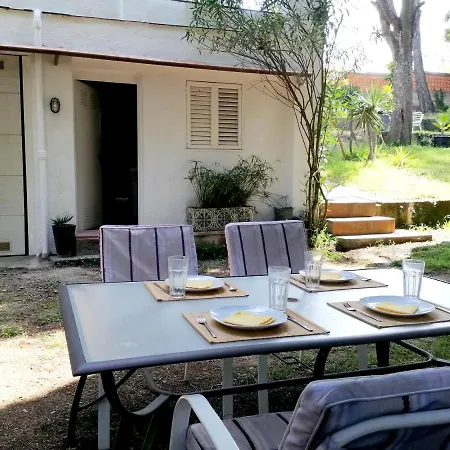 Costa Brava & Garden Apartment Llagostera