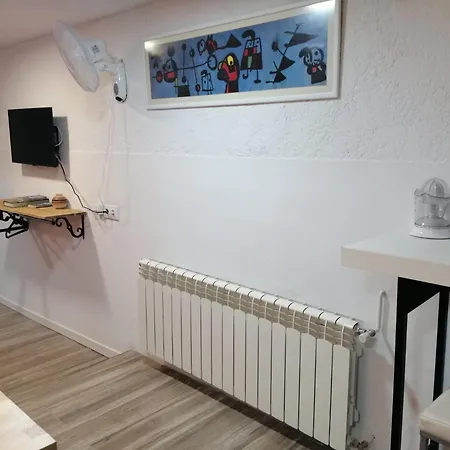 Costa Brava & Garden Apartment